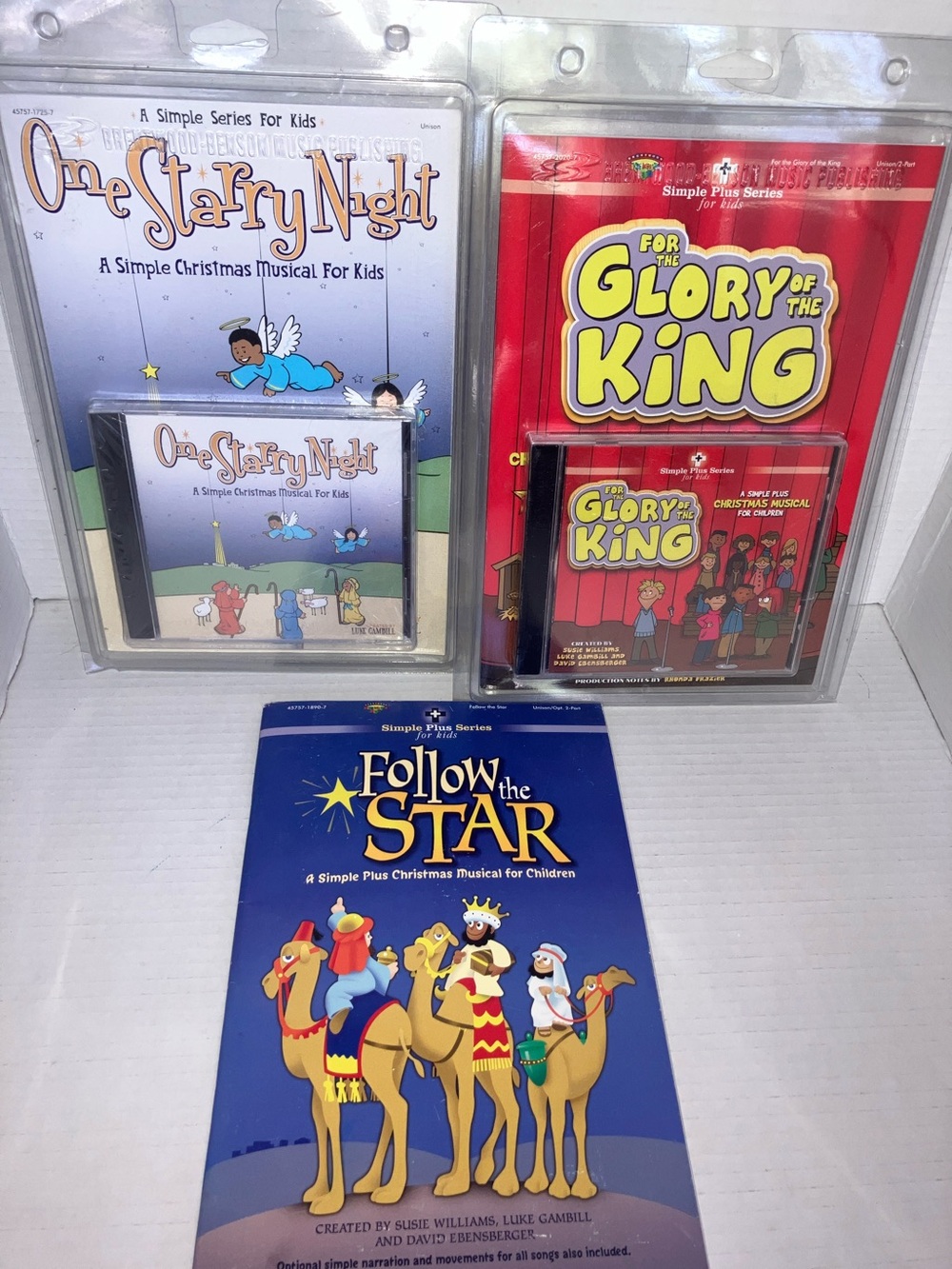 Kids Christmas Musical CD and Music Book Set One Starry Night Glory of the King